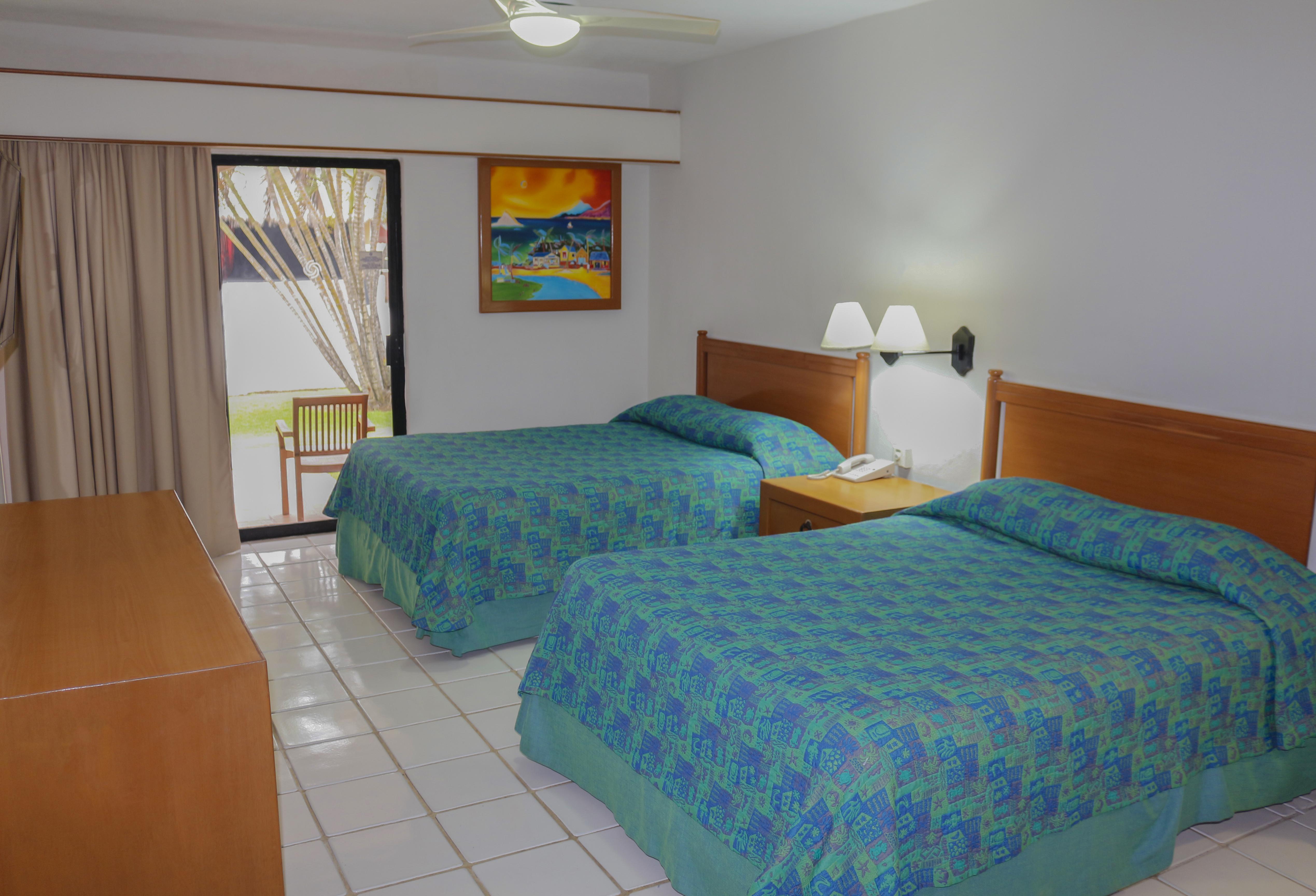 Plaza Pelicanos Club Beach Resort All Inclusive Puerto Vallarta Exterior photo