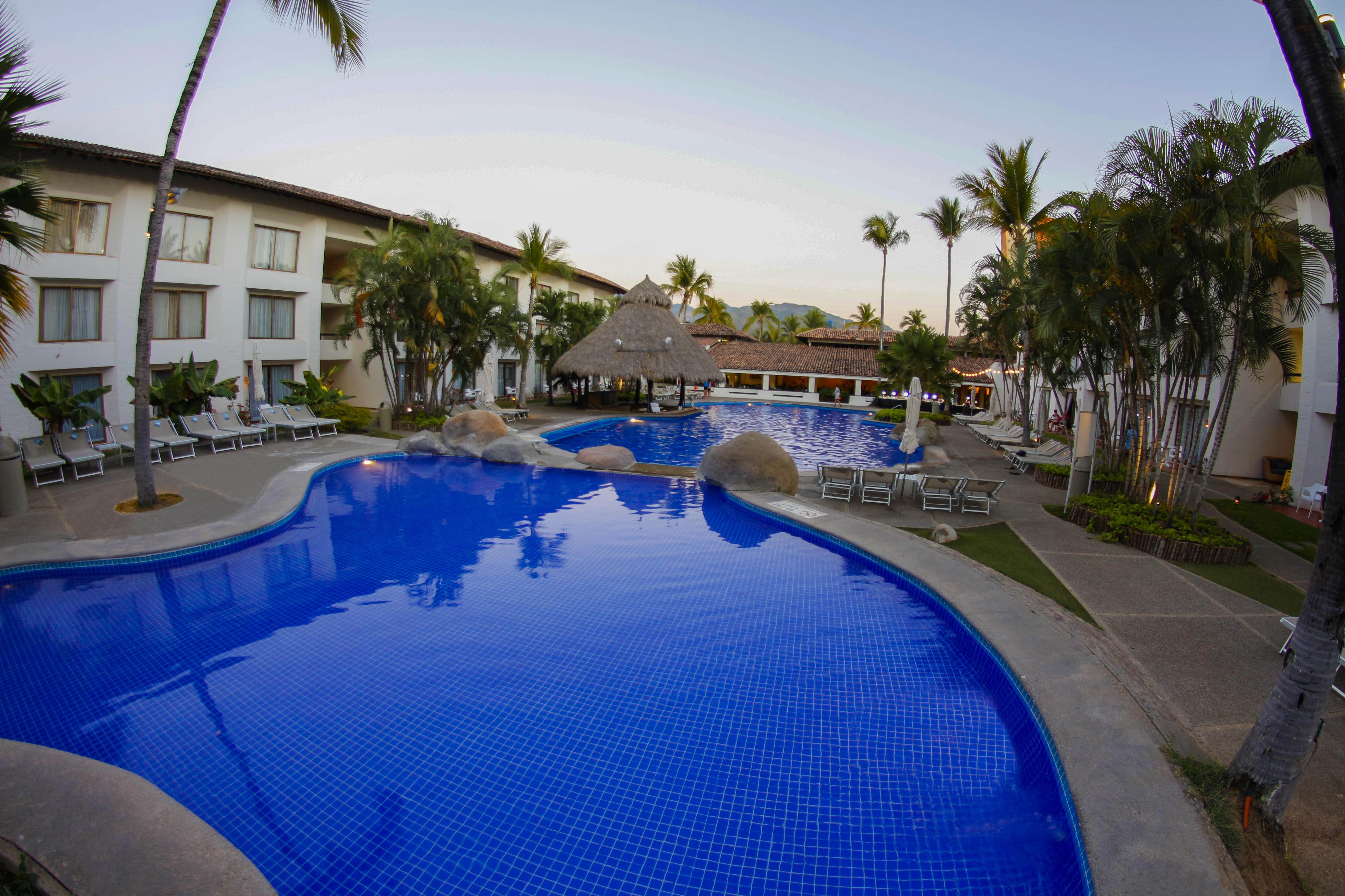 Plaza Pelicanos Club Beach Resort All Inclusive Puerto Vallarta Exterior photo