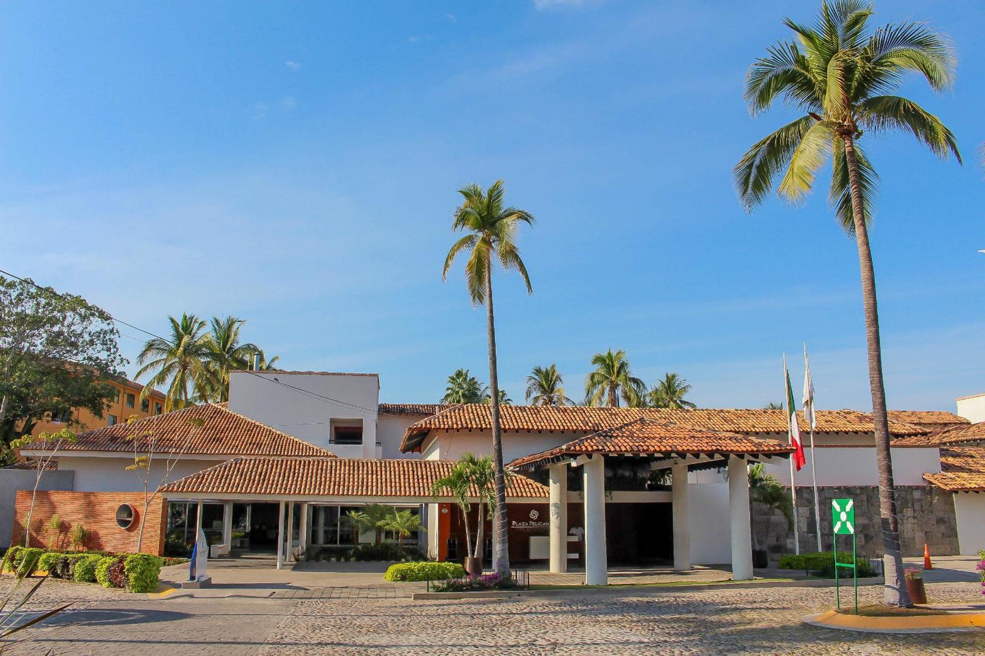 Plaza Pelicanos Club Beach Resort All Inclusive Puerto Vallarta Exterior photo