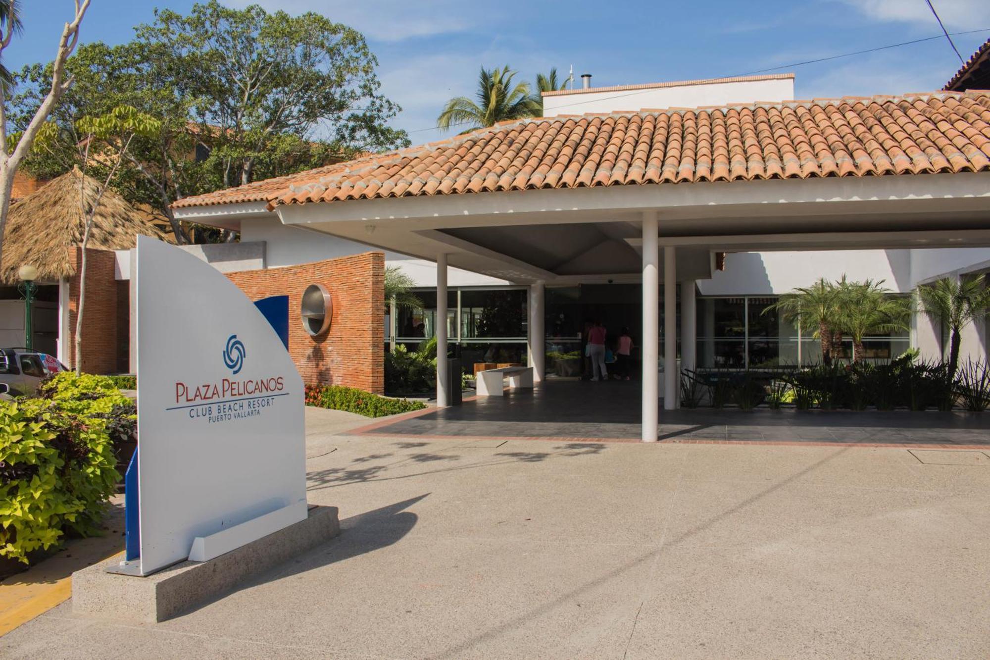 Plaza Pelicanos Club Beach Resort All Inclusive Puerto Vallarta Exterior photo
