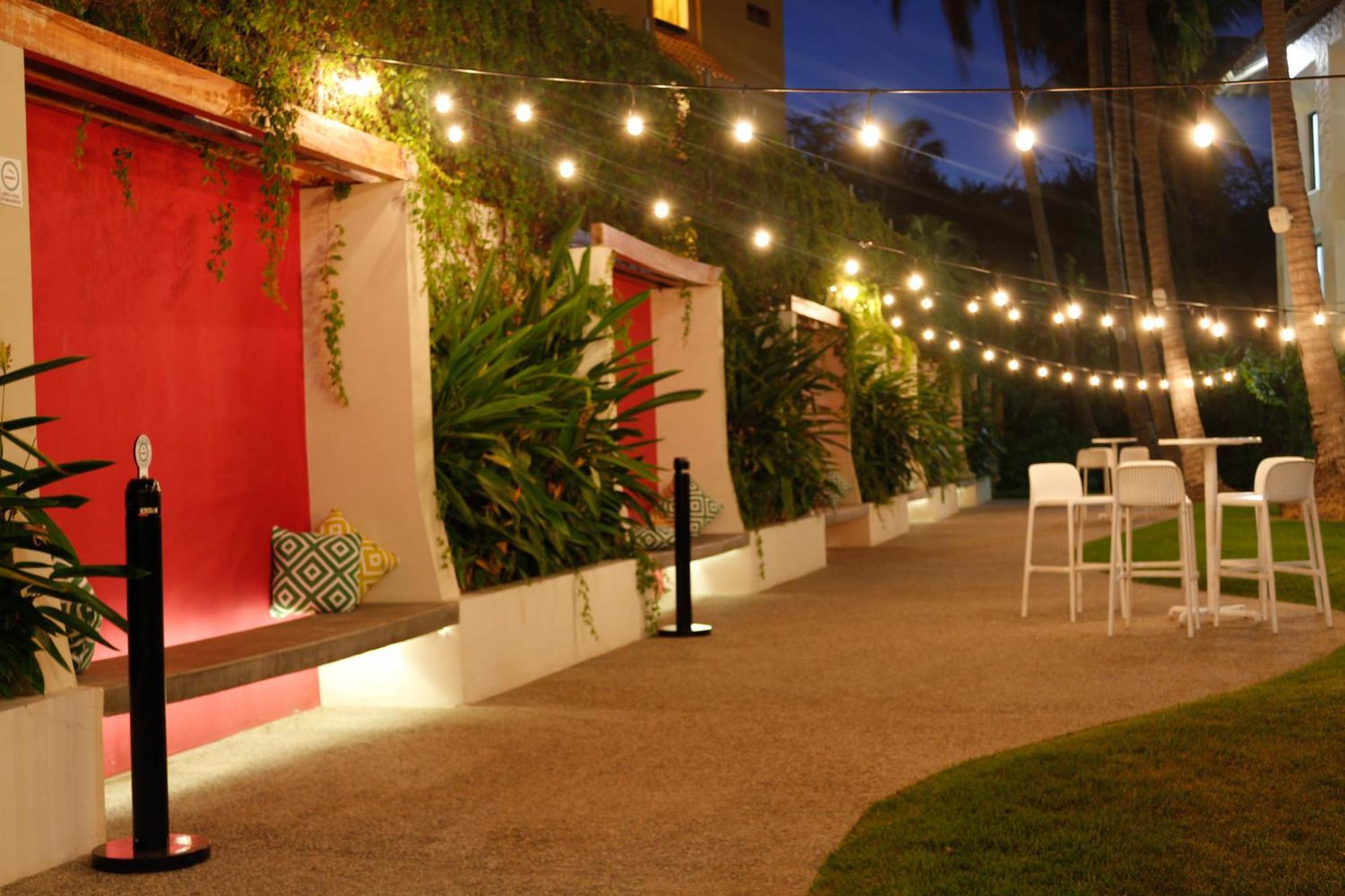 Plaza Pelicanos Club Beach Resort All Inclusive Puerto Vallarta Exterior photo